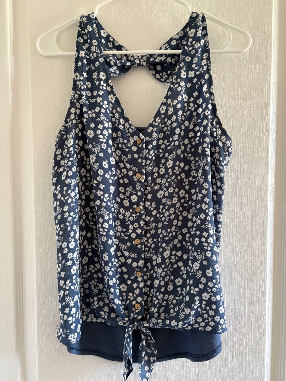 Fortune & Ivy: Floral Sleeveless Blouse